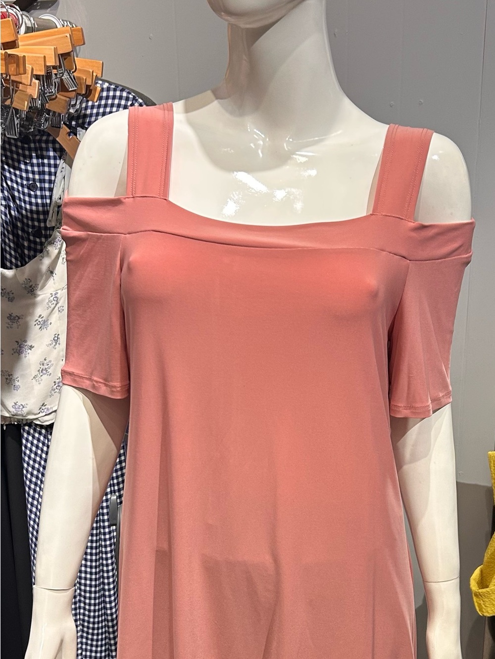 Women's Cold-Shoulder Dress Top in Dusty Rose